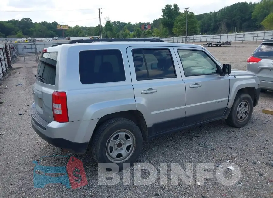 1C4NJPBAXED572968 Photo# 4