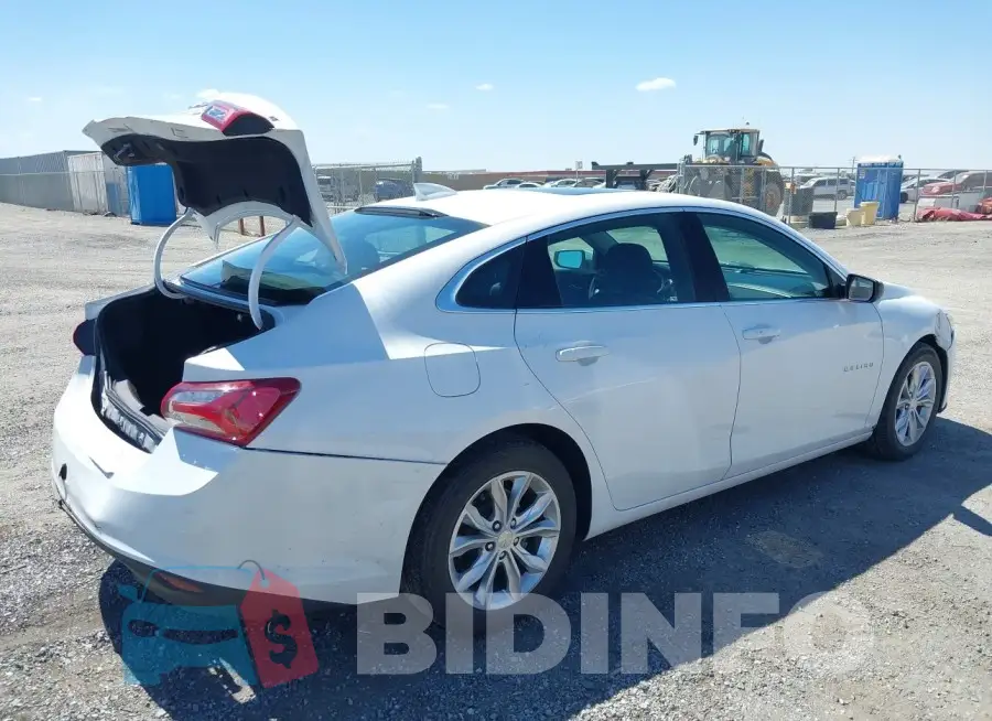 1G1ZD5ST1LF123767 Photo# 4