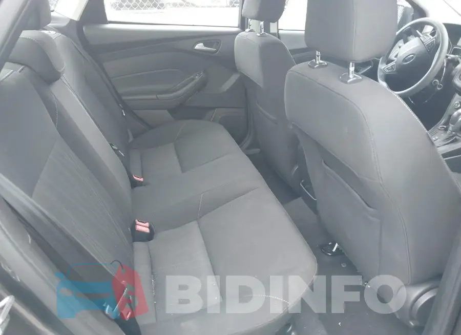 1FADP3F23FL205509 Photo# 8
