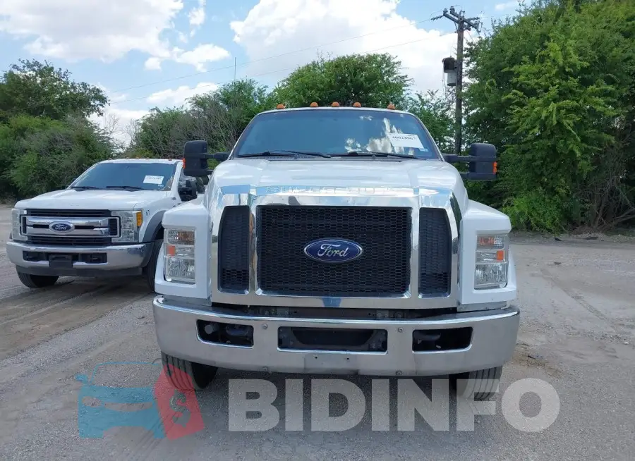 1FDWX7DE2KDF00818 Photo# 11
