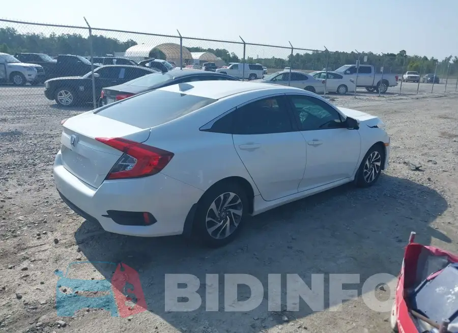 19XFC2F78HE051556 Photo# 4
