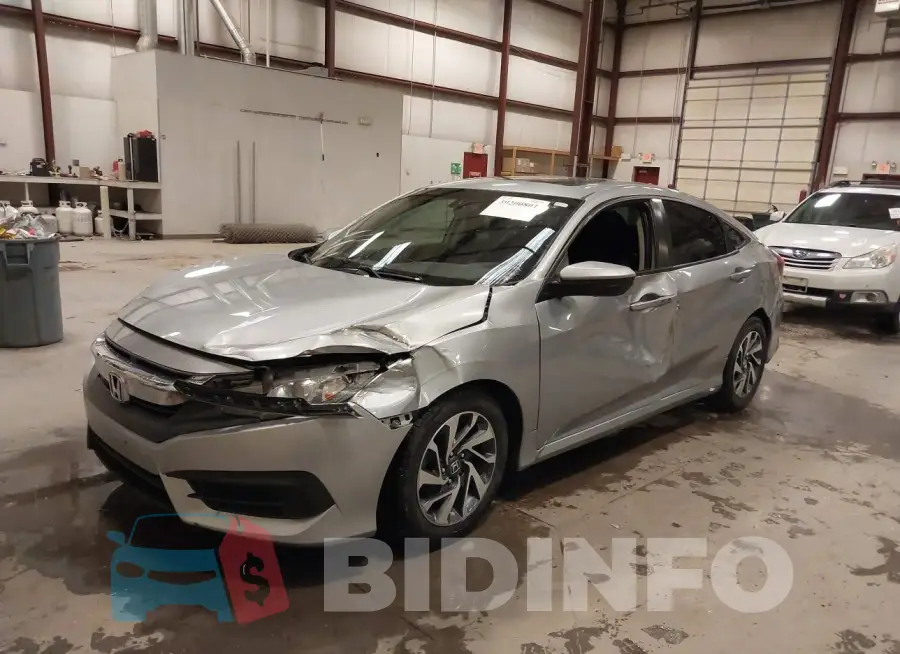 19XFC2F78HE213606 Photo# 2