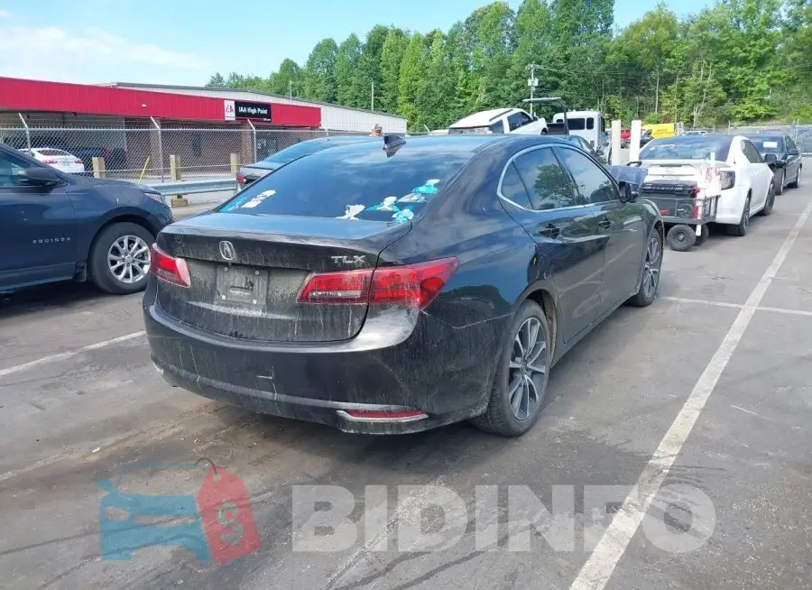 19UUB2F33FA020451 Photo# 4