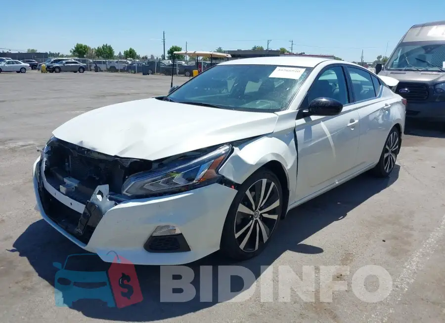 1N4BL4CV3KC255408 Photo# 2