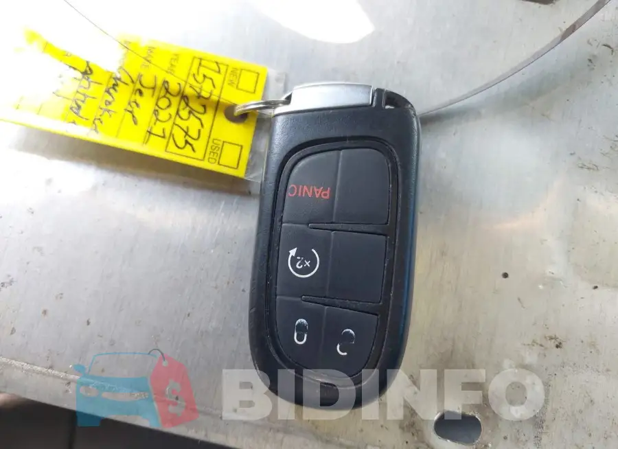 1C4PJLLB2MD137465 Photo# 11