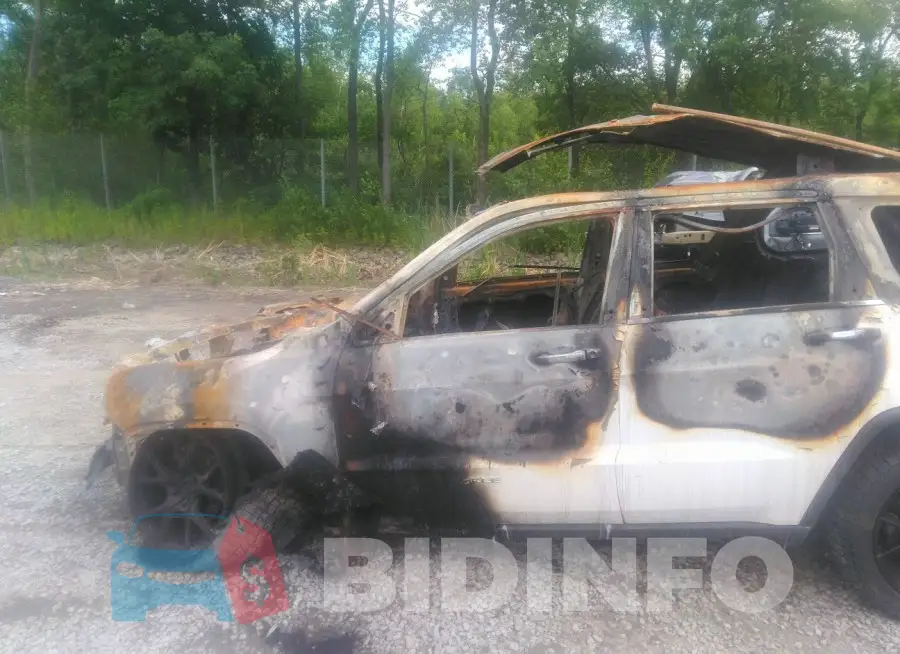 1C4RJFBG3FC955397 Photo# 6
