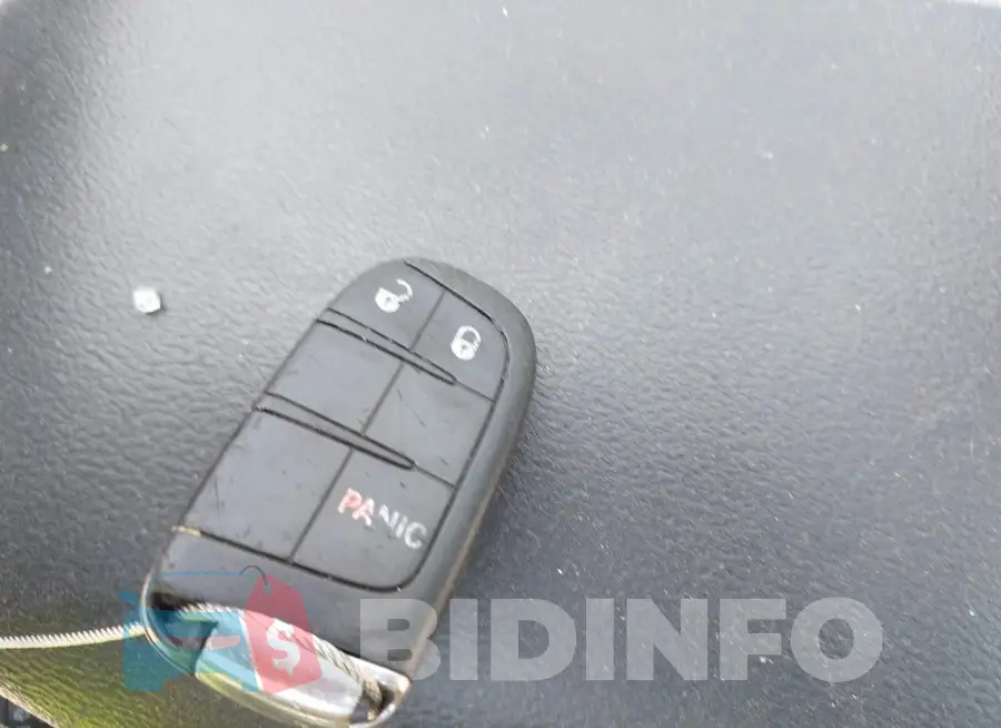 3C4PDCAB3JT196203 Photo# 11
