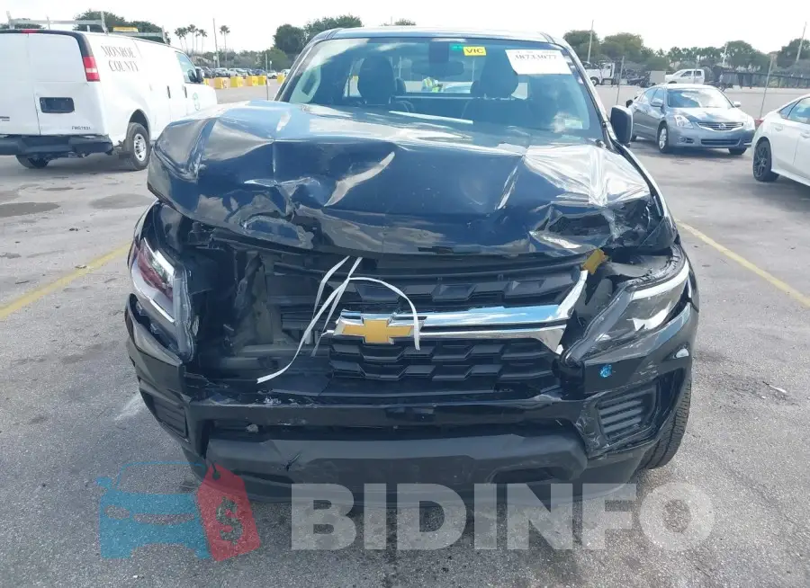 1GCHSBEA8M1139173 Photo# 6