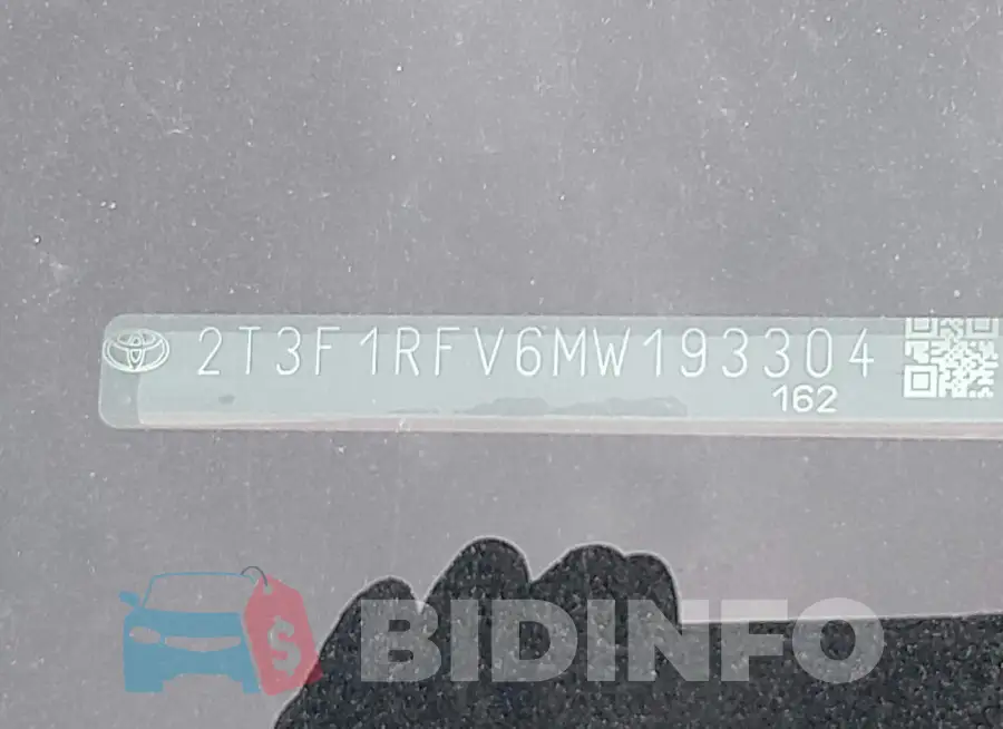2T3F1RFV6MW193304 Photo# 9