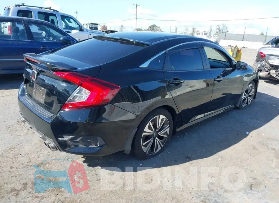 19XFC2F84GE243810 Photo# 4