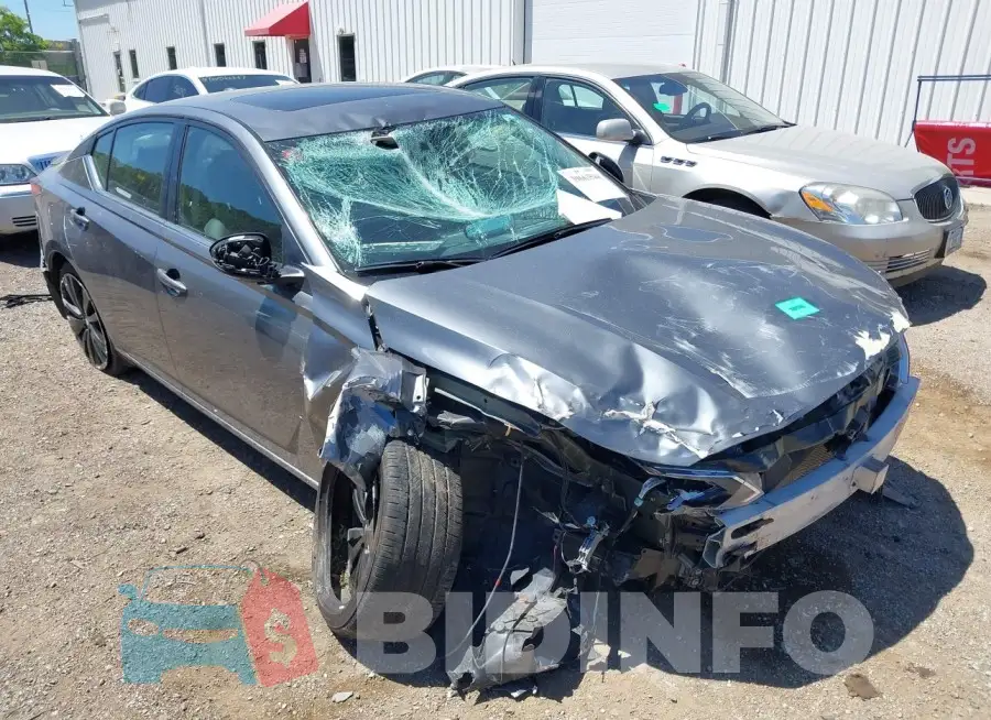 1N4BL4CV6NN415418 Photo# 1