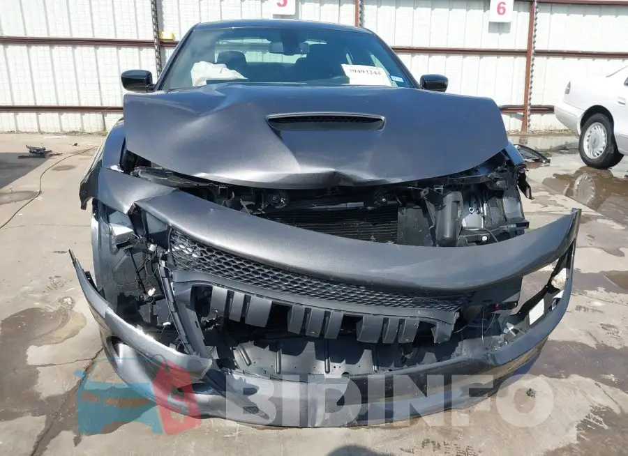 2C3CDXHG8PH671194 Photo# 13