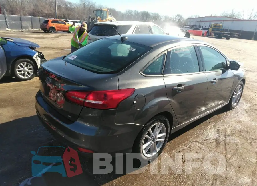 1FADP3F2XHL331708 Photo# 4