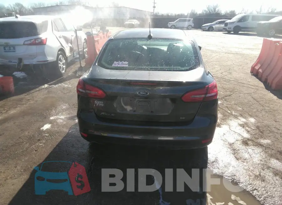 1FADP3F2XHL331708 Photo# 16