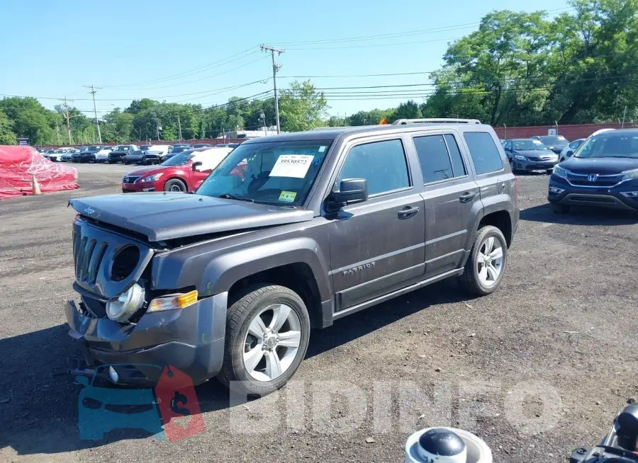 1C4NJRFB1GD661796 Photo# 2