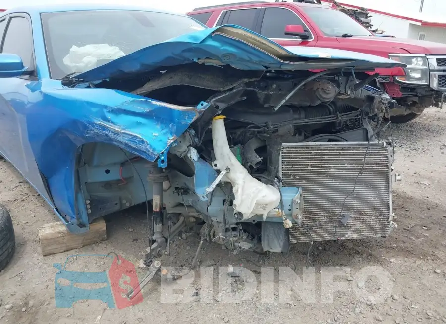 2C3CDXHG3FH852556 Photo# 6