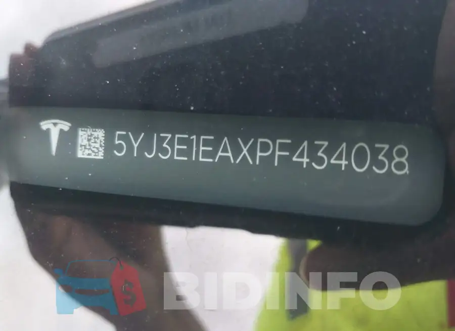 5YJ3E1EAXPF434038 Photo# 9