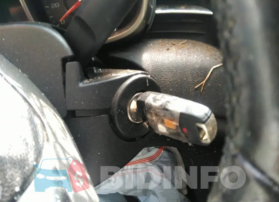 1G11E5SLXEF235545 Photo# 11