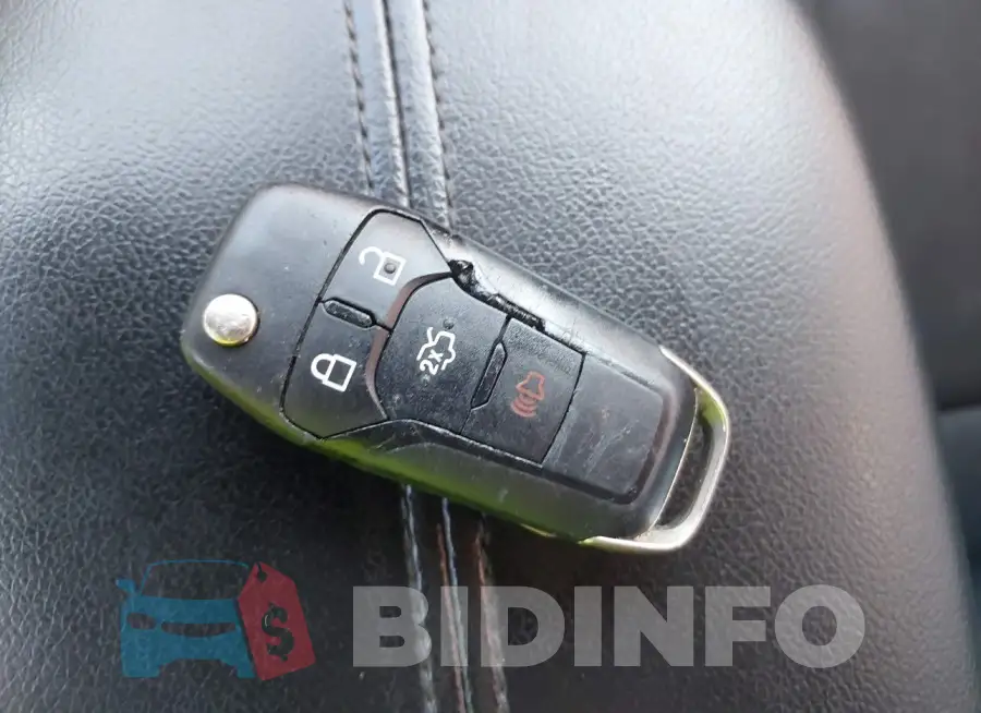 1G1ZD5ST2LF080668 Photo# 11