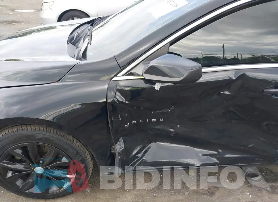 1G1ZD5ST6LF032462 Photo# 6