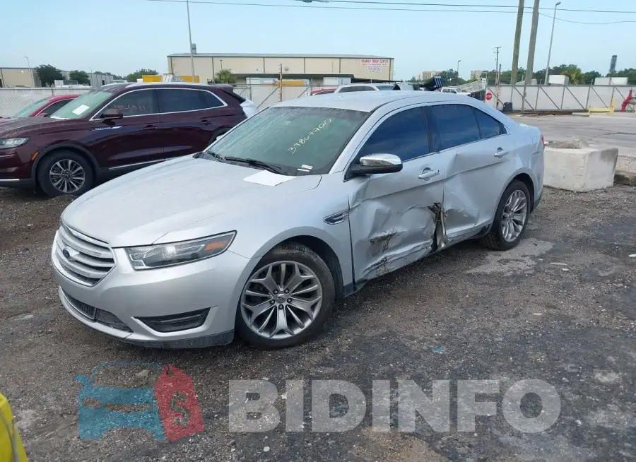 1FAHP2F8XFG146824 Photo# 2