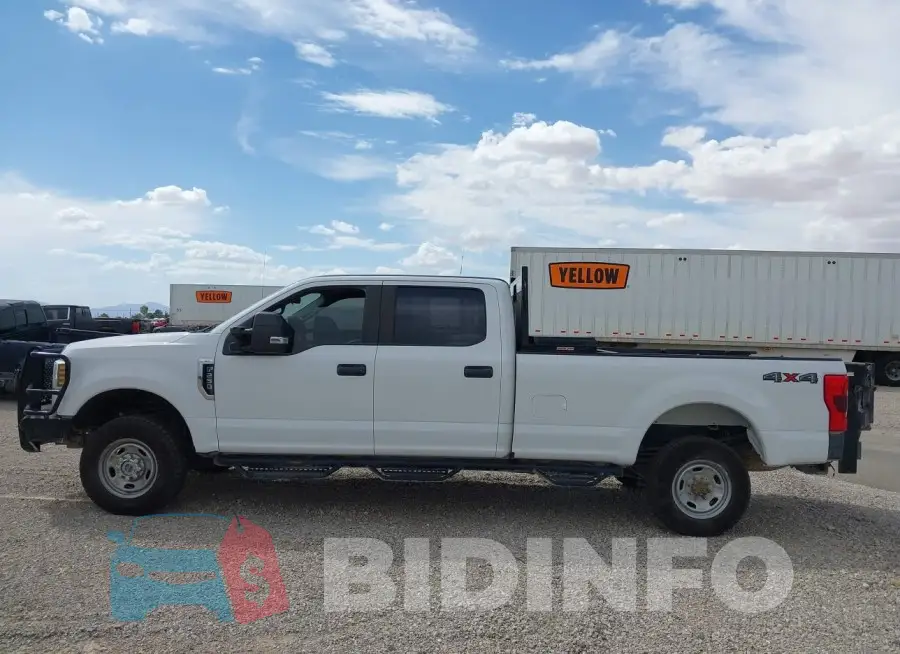 1FT7W2B60KEC68837 Photo# 14