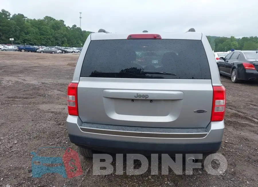 1C4NJPBA2GD788252 Photo# 6
