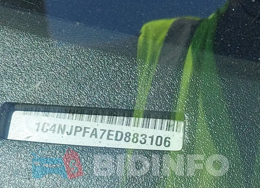 1C4NJPFA7ED883106 Photo# 12