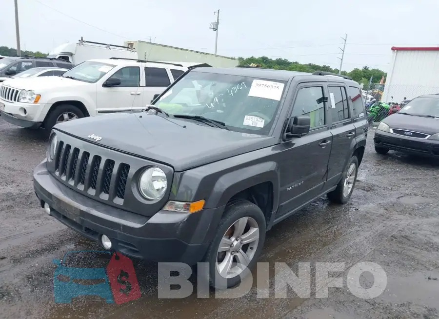 1C4NJRFB7GD619570 Photo# 2