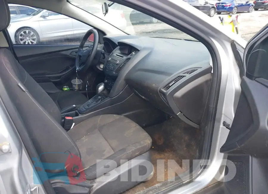 1FADP3E22GL342816 Photo# 5