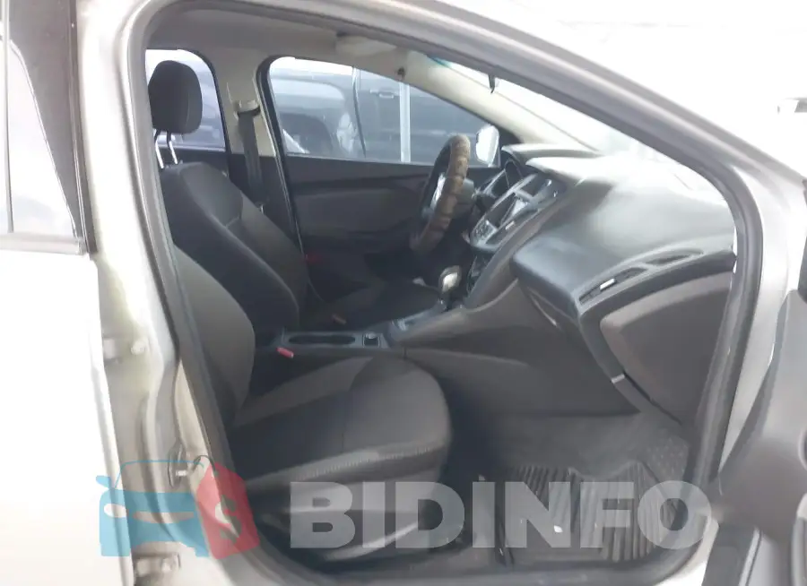 1FADP3E23EL164251 Photo# 5