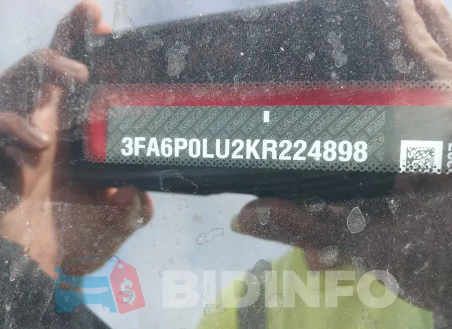 3FA6P0LU2KR224898 Photo# 9