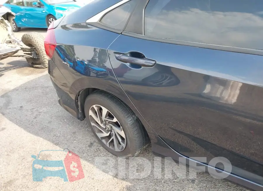 19XFC2F74HE215031 Photo# 17