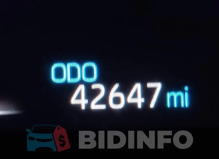 4T3D6RFV0NU067742 Photo# 7