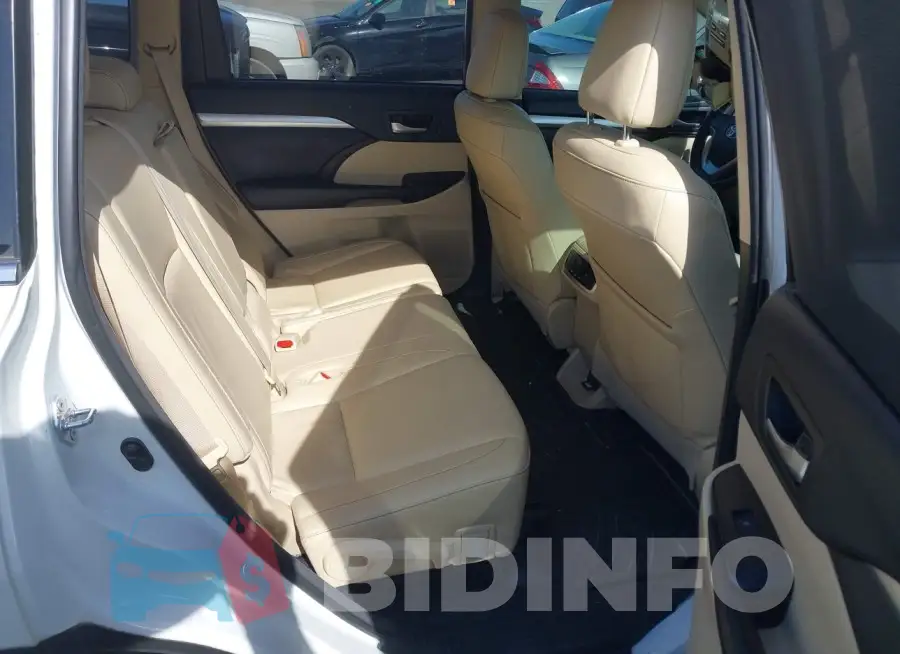 5TDKZRFH8JS537634 Photo# 8