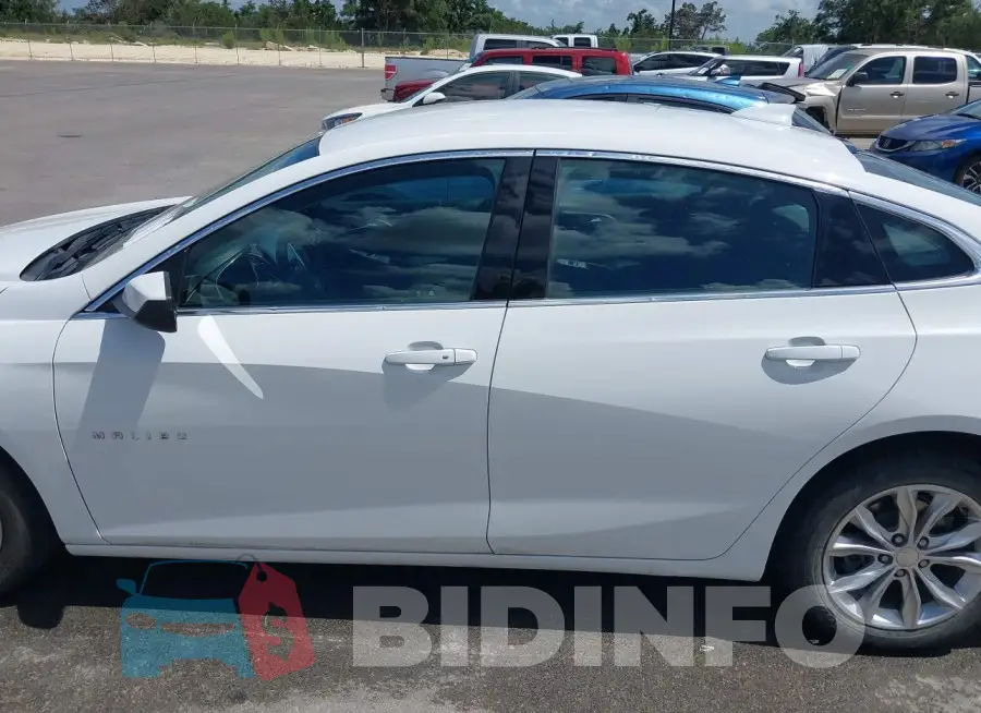 1G1ZD5ST2LF018963 Photo# 14