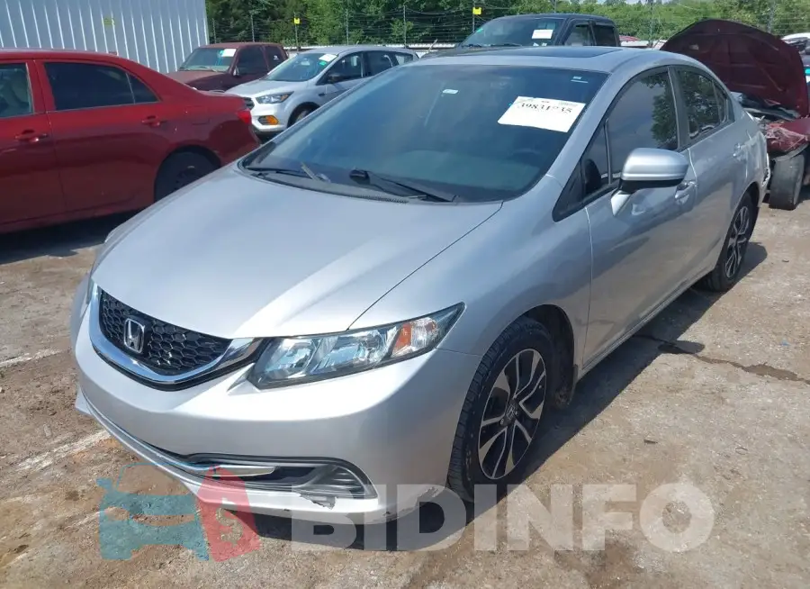 19XFB2F82FE113767 Photo# 2