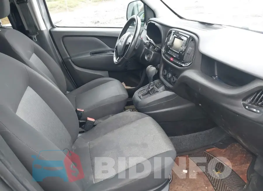 ZFBERFBT3F6958189 Photo# 5