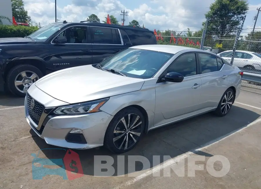 1N4BL4CV1LN313893 Photo# 2