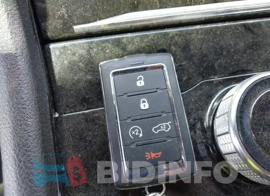 1C4RJHAG4N8626805 Photo# 11