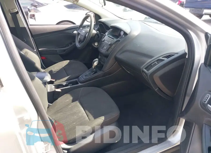 1FADP3F25FL207472 Photo# 5