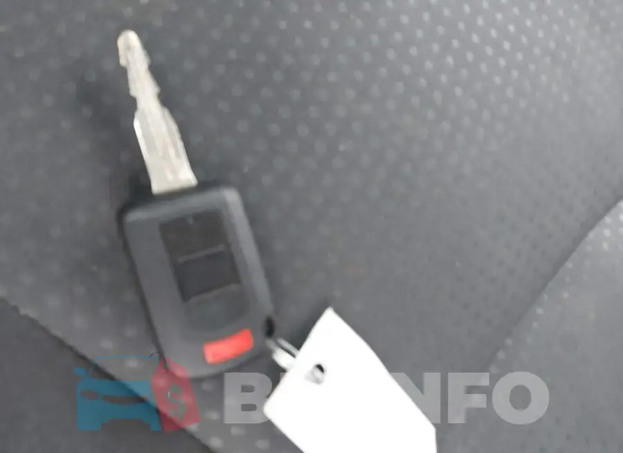 ML32F3FJ0JHF08132 Photo# 11