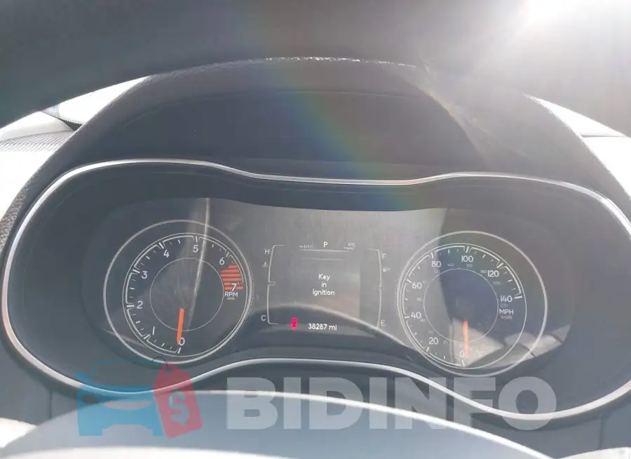 1C4PJLCB3MD174038 Photo# 7