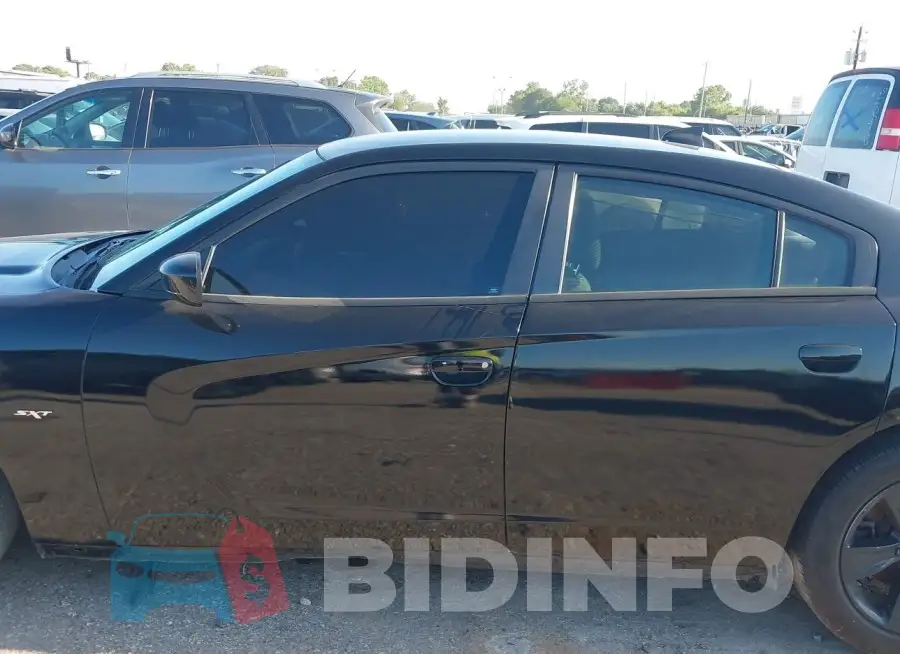 2C3CDXHG9GH163235 Photo# 14
