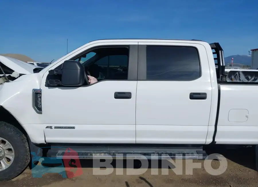 1FT8W3BT2MED91915 Photo# 18