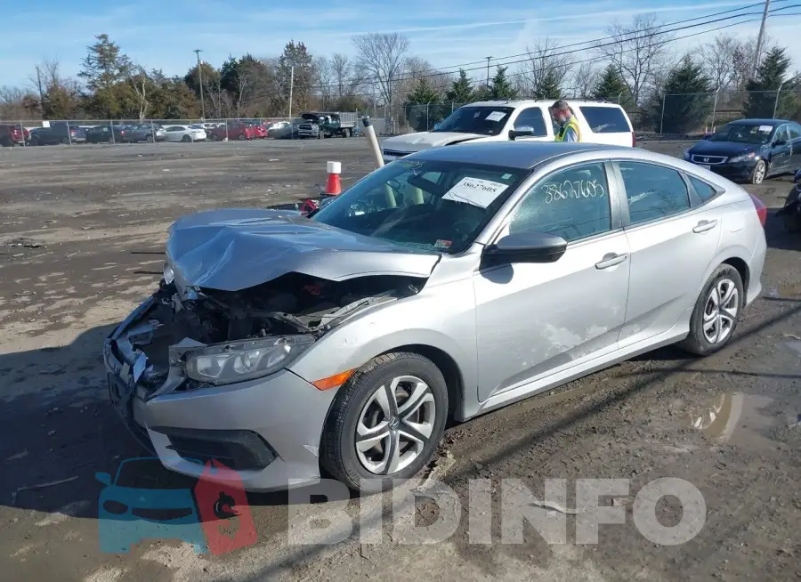2HGFC2F5XHH543087 Photo# 2