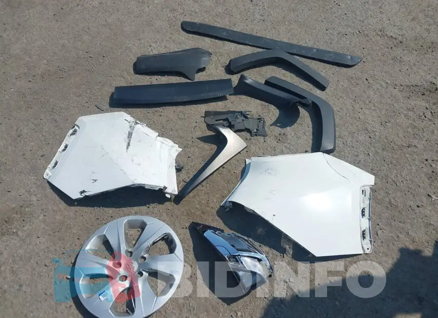JTMF1RFV1KD520119 Photo# 11