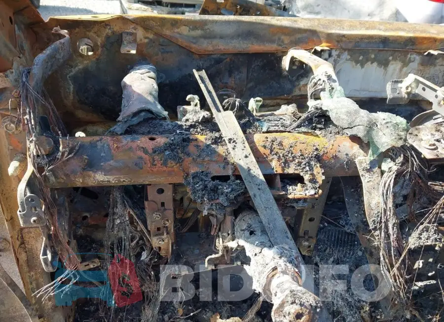 5N1BT3CB6PC890426 Photo# 7