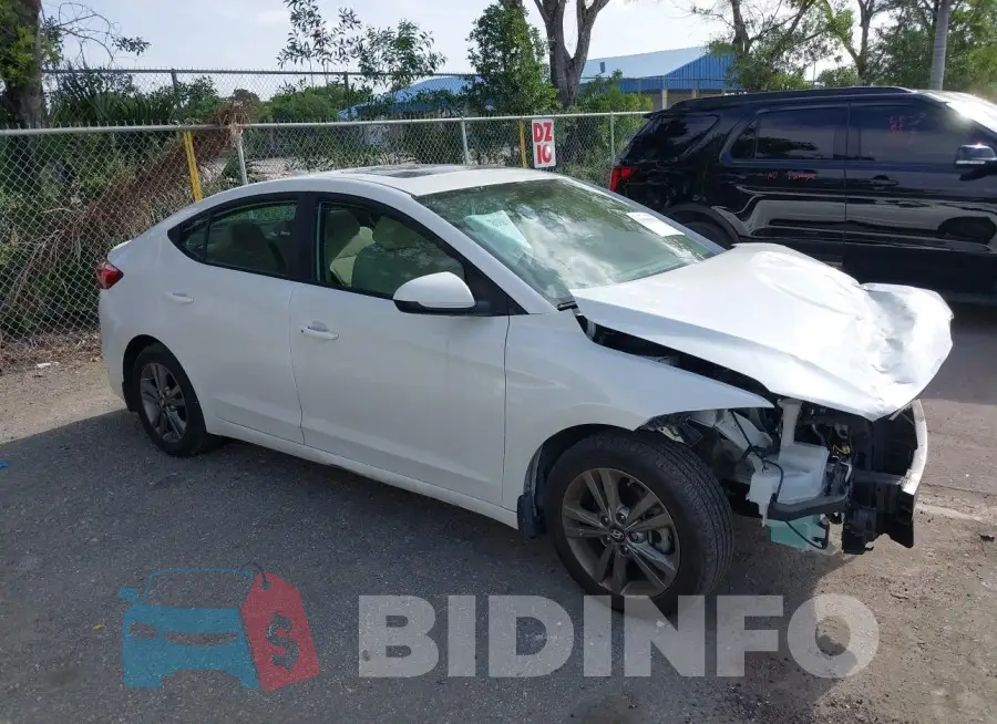 5NPD84LF1JH338352 Photo# 14