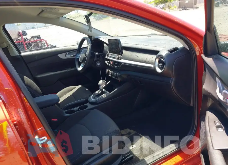 3KPF24AD8PE623882 Photo# 5